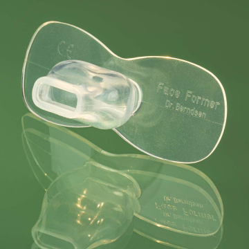 FACEFORMER ONE clear - Der transparente FACEFORMER - Unauffällig für unterwegs